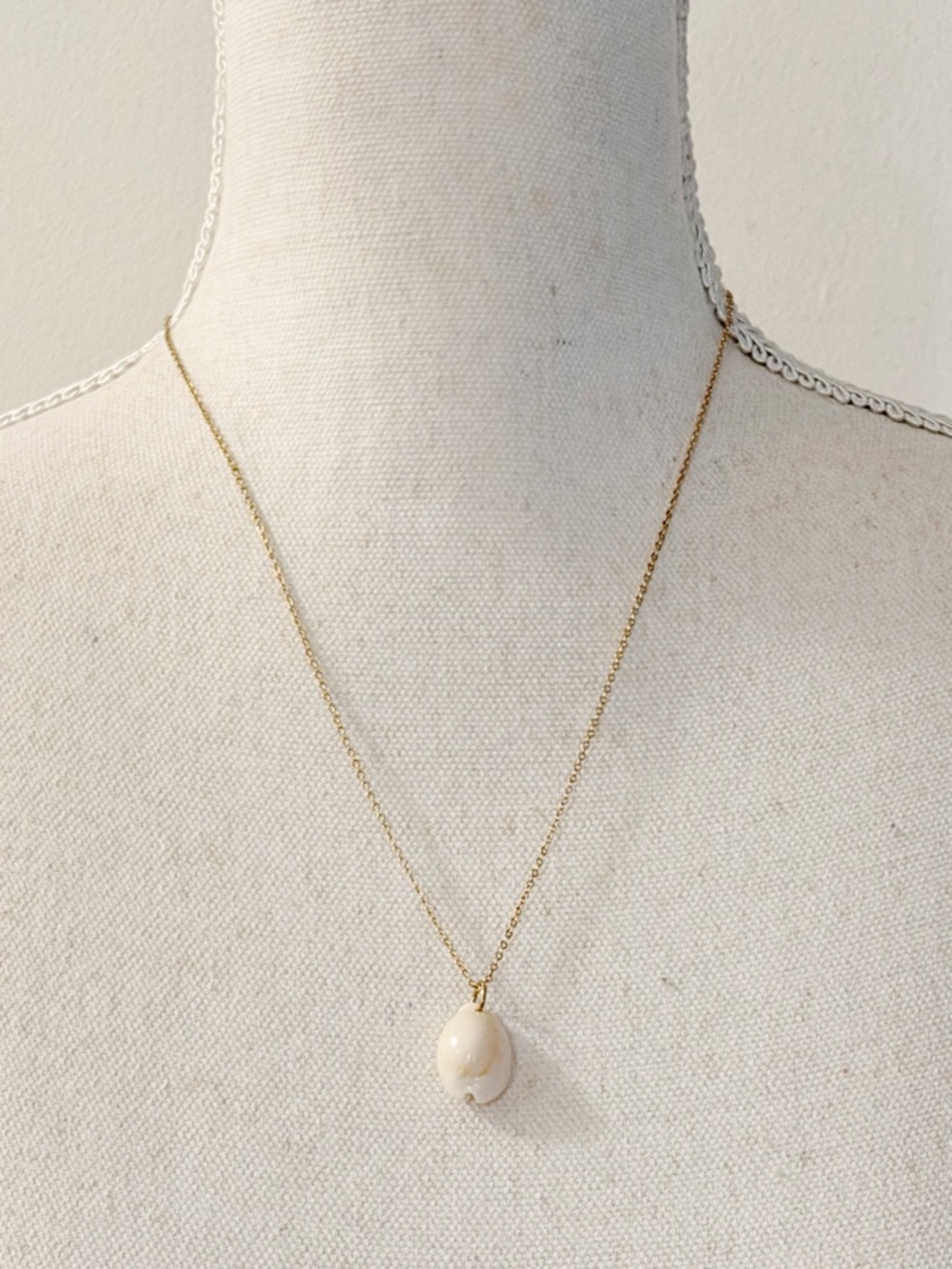 ZARA Gold Tone Chain Necklace with Cream Cowrie Shell Pendant